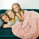 Saranoni Luxury Blankets logo